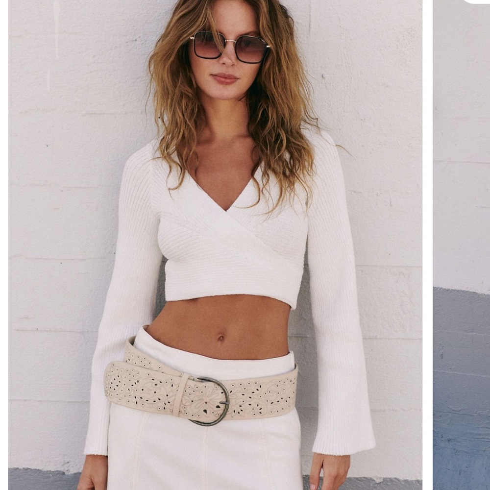 FREE PEOPLE Riley sweater top - Picture 3 of 4